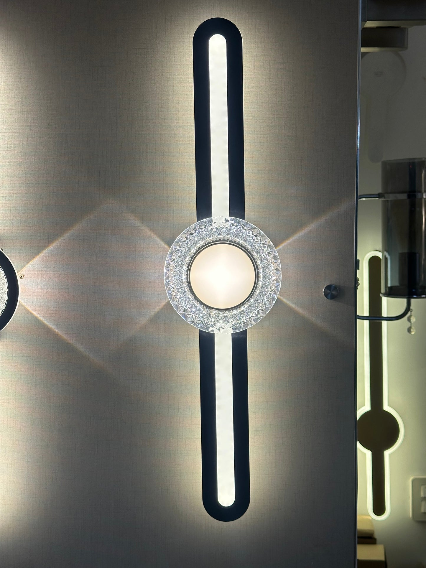 SleekRay Modern Linear Wall Light