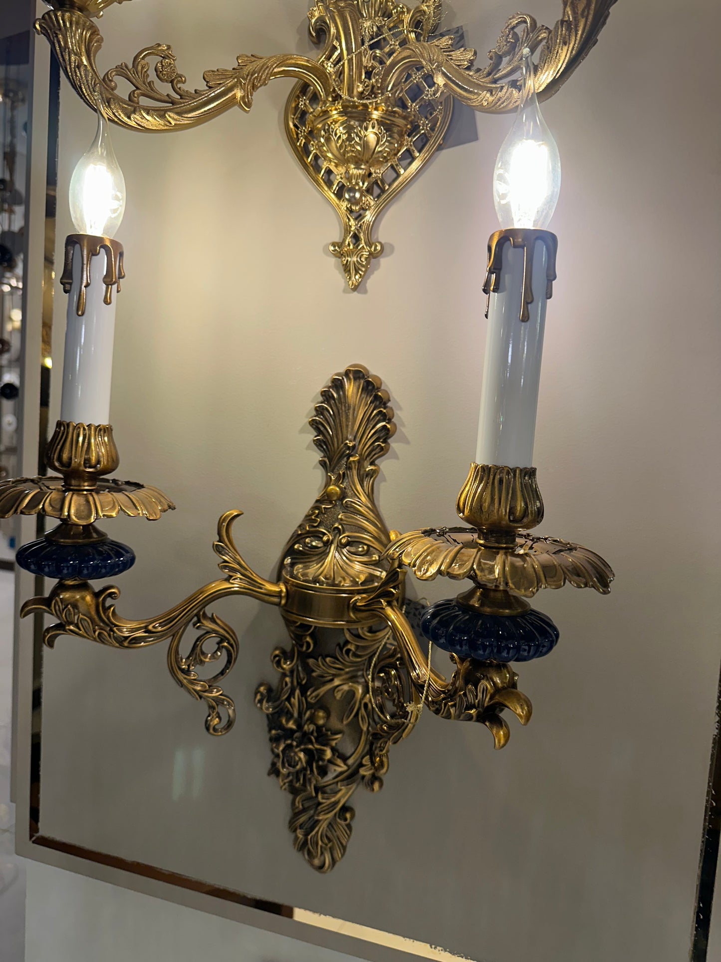 Candlecrest Wall light